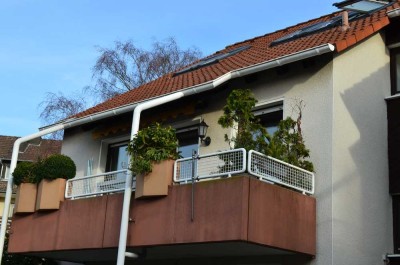 Gehobene 3,5-Zimmer Wohnung in Hagen-Emst, erste Etage mit Südbalkon