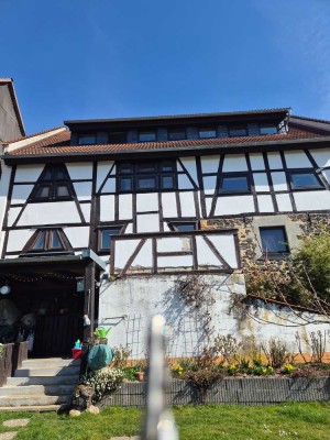 Eigentumswohnung im Fachwerkhaus 4 Zimmer 115m²