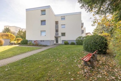 Lichtdurchflutete 4-Zimmerwohnung mit Balkon und Garage