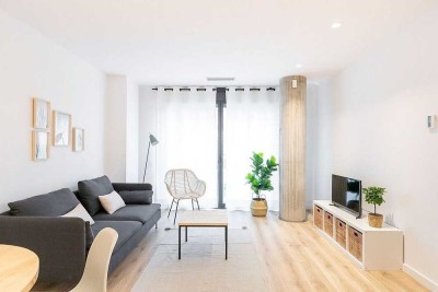 Stilvolle 2-Zimmer-Wohnung mit Balkon und EBK in Friedrichshafen