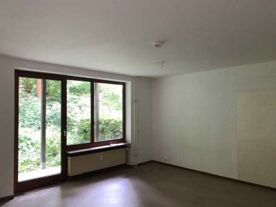 1 Zimmer-Küche-Bad-Wohnung mit Terrasse