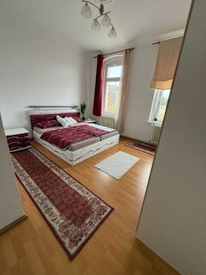 4 Zi. Wohnung mit Balkon und Badewanne