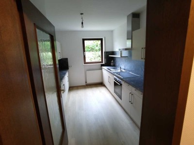 Erstbezug nach Renovierung/Sanierung mit Einbauküche, Garage und Keller Exklusive 3-Zi-EG-Wohnnung
