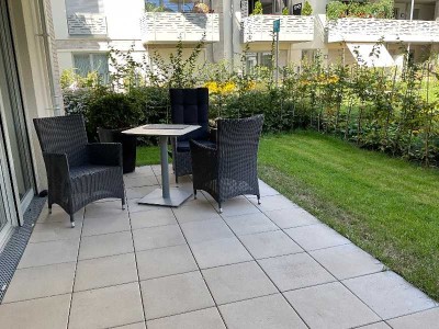 47122/54 Geräumige 2-Zimmer-Wohnung mit schöner Terrasse und kleinem Gartenstück