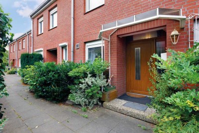 Reserviert - Garten, Balkon, EBK, Gäste-WC, Keller und Hobbyräume in ruhiger Lage