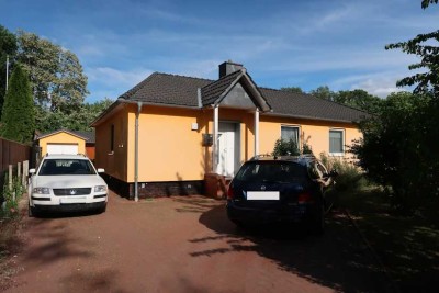 EFH auf großem Grundstück im Herzen von Warmsen!