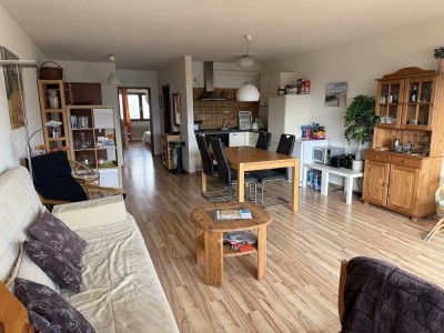 ZU VERMIETEN MÖBILIERTE 2-Zi.-Wohnung mit Stellplatz und Seeblick in Hemmenhofen/Gaienhofen