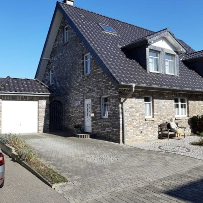 Einfamilienhaus Doppelhaushälfte in Kempen