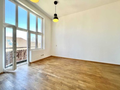 Zimmer in renovierter Altbauwohnung inkl. aller Nebenkosten (Strom, Gas, Wasser)