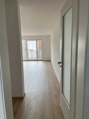 Lichtdurchflutete 3-Zimmer-Wohnung in Fürth mit TG, EBK, Balkon