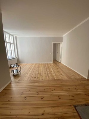 Wunderschöne 2-Zimmer Altbau-Wohnung im Schillerkiez