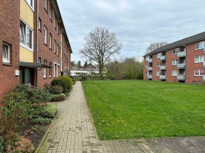 3-Zimmer-Wohnung mit Loggia, Garage und ruhiger Lage