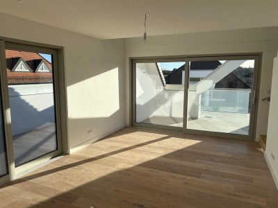 NIEDRIGE NEBENKOSTEN - 2 1/2 Zimmer Dachgeschosstraum mit Südausrichtung in Planegg