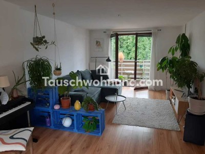 Tauschwohnung: Biete helle Dachgeschosswohnung mit großem Balkon