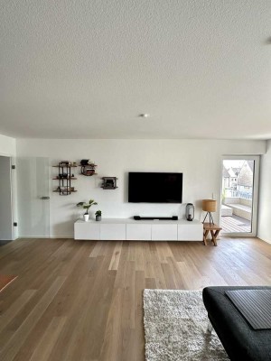 Moderne 3 Zi. -Whg., 83,5 m² , EBK, großer Balkon, TG mit Stellplätze