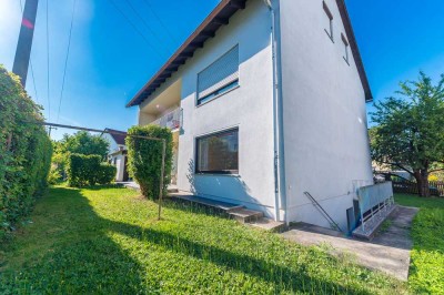 Leerstehendes Haus mit 3 Wohneinheiten.