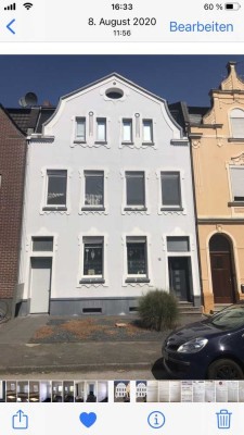 Sanierte Wohnung mit zwei Zimmern und EBK in Viersen