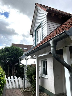 Familienfreundliches Reihenendhaus mit kleinem Garten und TG-Stellplatz in Frankfurt-Nieder Eschbach