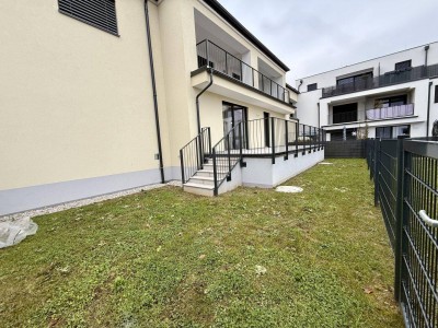 GARTENTRAUM - Einbauküche geschenkt - ca. 110 m² NFL - 4 Zimmer - Terrasse - Garten - KFZ-Stellplatz