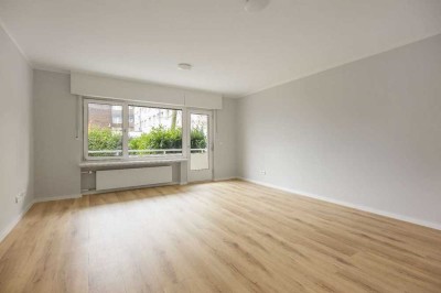 Hochwertig sanierte Wohnung mit Einbauküche, Balkon und Stellplatz!