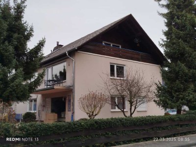 Renovierte 2 ZKB DG Wohnung in ruhiger zentraler Lage