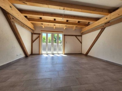 Einzigartige OG Wohnung - Fachwerk, nachhaltiges wohnen, eigene PV Anlage, großer Balkon