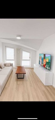 ###HEIDRICH Immobilien - Schöne Dachgeschoss Eigentumswohnung in Berlin - Weißensee - vermietet