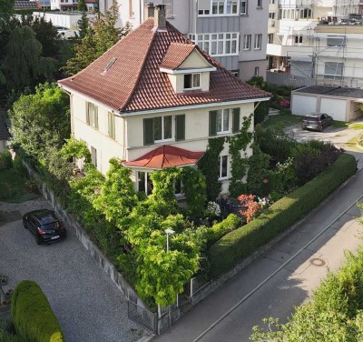 = RESERVIERT ! = Einzigartiges Einfamilienhaus in Bad Waldsee mit Blick über See und Stadt