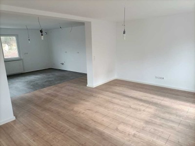 Sanierte u. moderne 4 Zimmer Wohnung in Ispringen zu vermieten