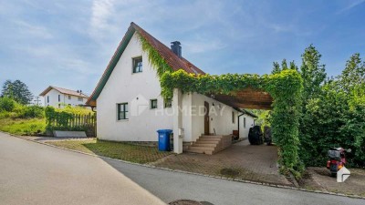 Tolles Einfamilienhaus mit großem Grundstück, Werkstatt und Naturbelassenheit