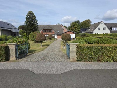 Einfamilienhaus , 4,5 Zimmer mit Kachelofen, gr. Garten, Schule/Kita nur 400m