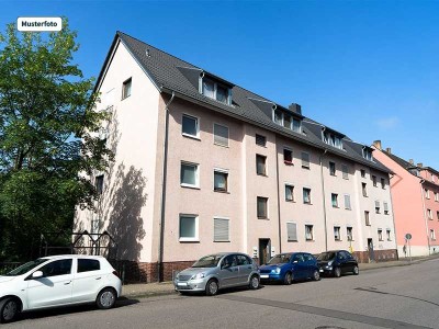 Provisionsfrei Mehrfamilienhaus in 39279 Leitzkau, Althaus