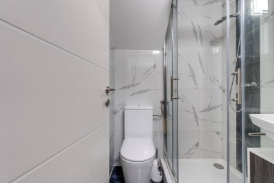 PRIVATVERKAUF! Top-renovierte-1-Zimmer-Wohnung!