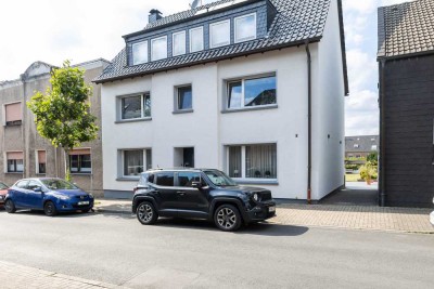 Gepflegte 3 Zimmer Mietwohnung im I.OG mit Einbauküche*für 2-PERSONEN*