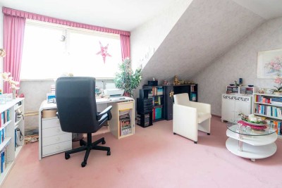 Eppendorf! Eigentumswohnung mit schönem Grundriss in Endetage!