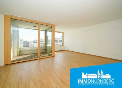 Mit Küche: Ganz oben wohnen im modernen Neubau