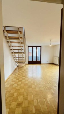 Exklusive 4 Zimmer Maisonette Wohnung im Herzen von Offenburg