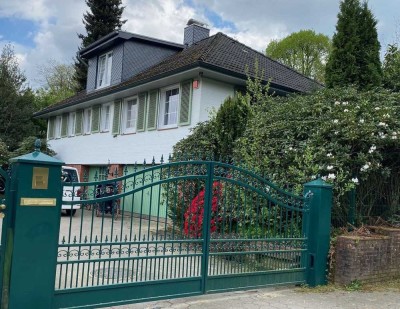 Traumhaftes, umfassend saniertes Einfamilienhaus auf großem Grundstück - provisionsfrei