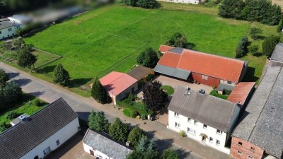 Gepflegter Resthof mit großer Pferdekoppel