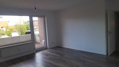 Gut geschnittene 3-Raum-Wohnung mit EBK in Adendorf