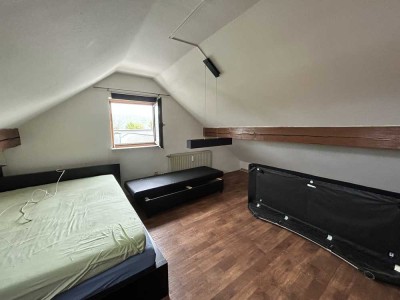 Gemütlichkeit garantiert - 2-Zimmer Dachgeschosswohnung in Hagen-Boele