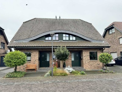 Doppelhaushälfte in schöner Randlage im Grünen