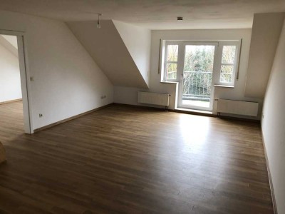 Moderne Maisonettwohnung mit ausgebautem Spitzboden!
