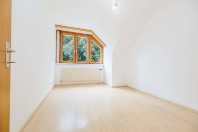 CHARMANTE WOHNUNG I SPIELPLATZ I GUTER SCHNITT I HELL I AB SOFORT VERFÜGBAR I PROJEKT WOHNEN I