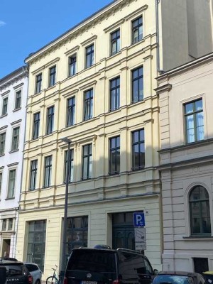 Zu Fuß in die Innenstadt - Hochwertige 3,5-Raumwohnung mit EBK und 2 Balkonen