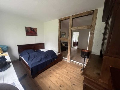 Möblierte Gartenwohnung mit vier Zimmern