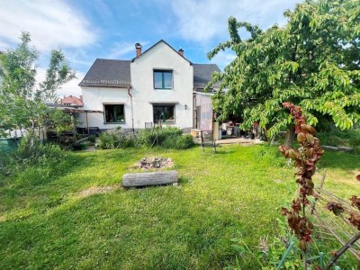 RUHIGES EINFAMILIENHAUS SUCHT NEUE EIGENTÜMER