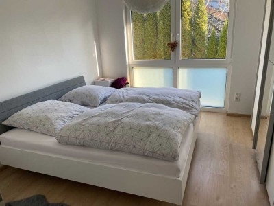 Helle 2-Zimmer-Wohnung mit Einbauküche in zentraler Innenstadtlage