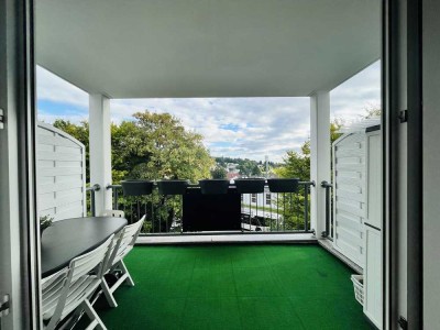 ** Ruhig und zentral! ** Modernisierte 3ZKB in Königstein **