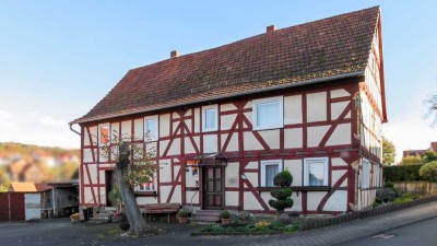 Kulturdenkmal mit Charme: Sanierungsbedürftiges Bauernhaus mit Potenzial in Dammersbach